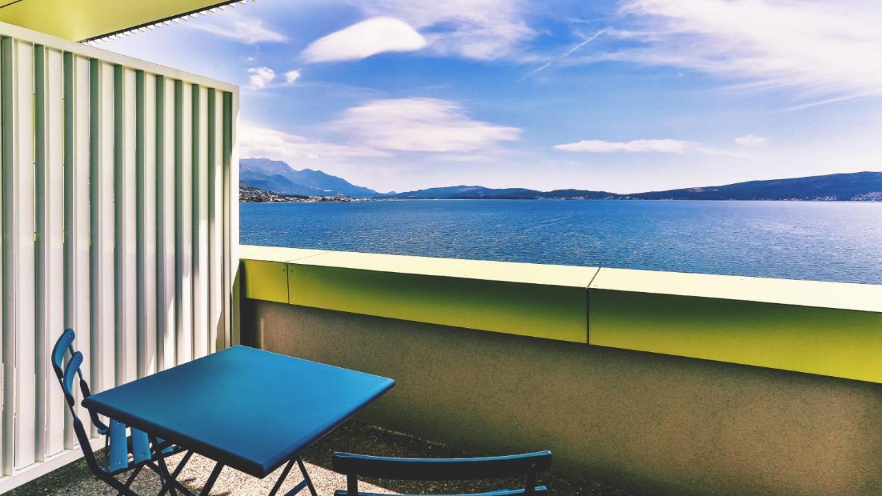 Carine Hotel Park Bijela Bagian luar foto